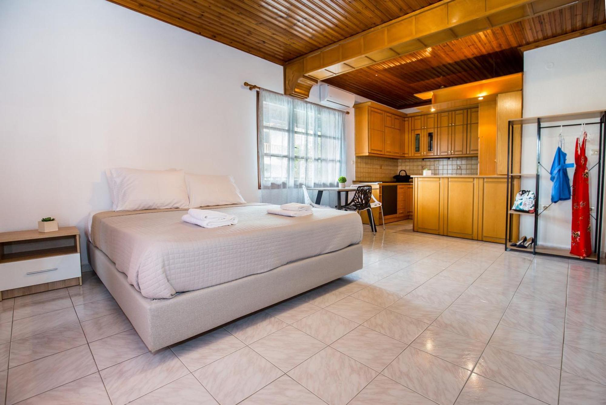 Mak Hotels Potos Dış mekan fotoğraf